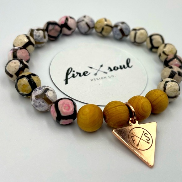 Gemstone Bracelet - Picture 1 of 1